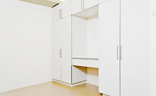 木工打柜子VS全屋定制哪个划算